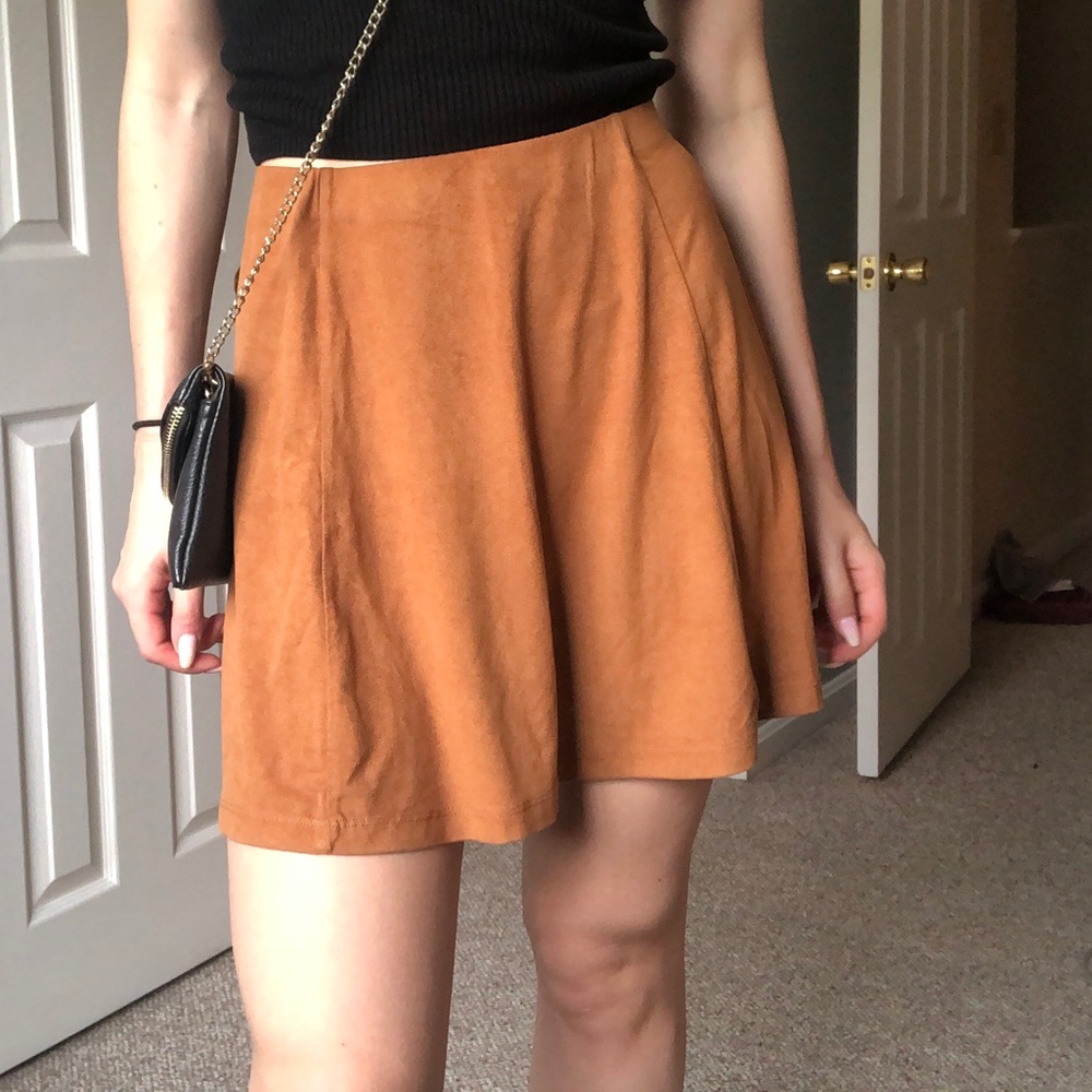 Tan / beige / brown suede-feeling skater skirt